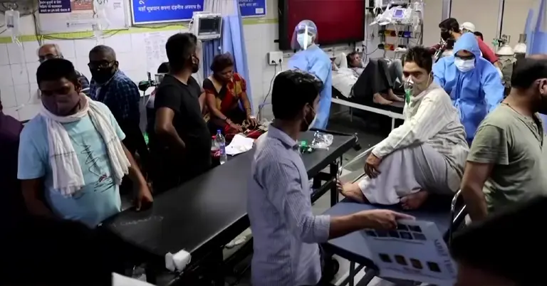 ২ বছর পর আবারও দাপট দেখাচ্ছে কোভিড নাইনটিন